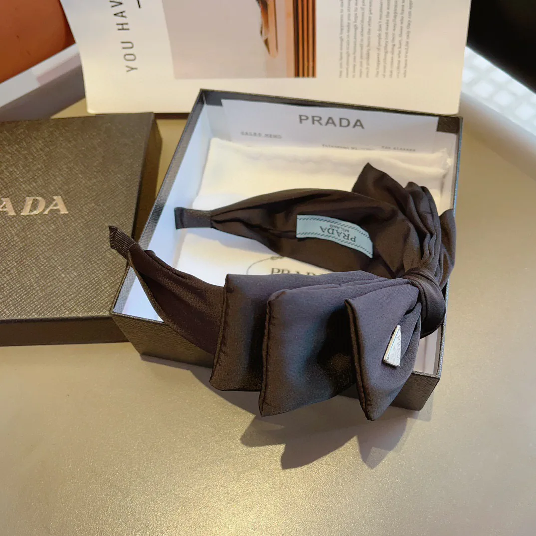 Головные Уборы Prada 11469128