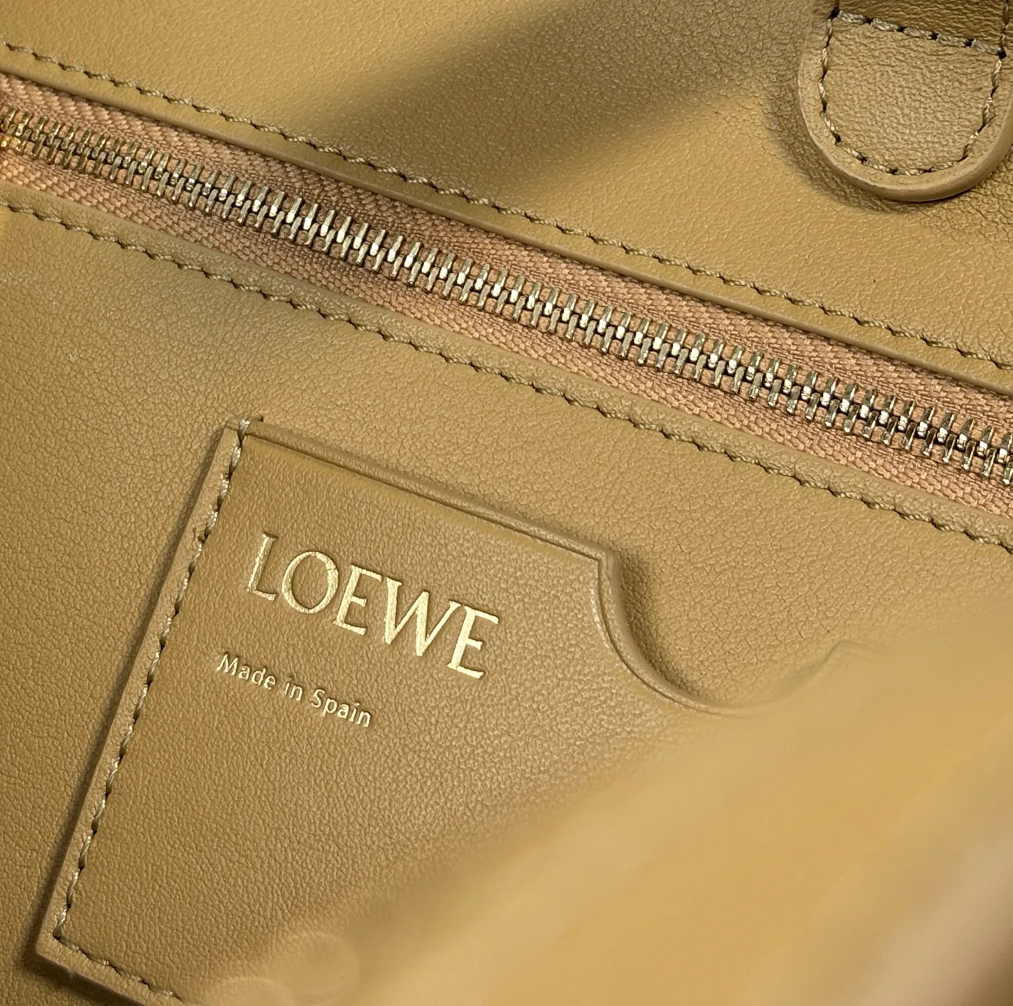 Классические Сумки Женские Loewe 11566853