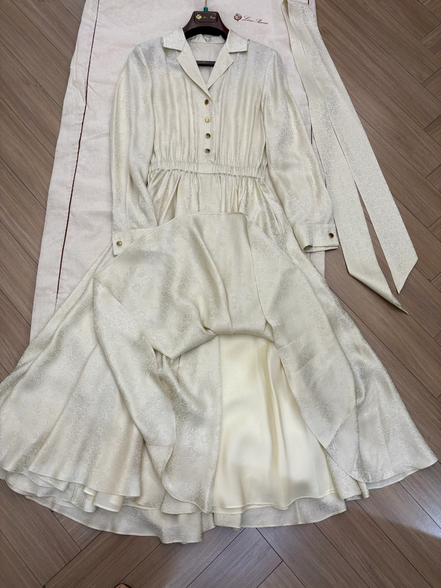 Платья Женские Loro Piana 11473243