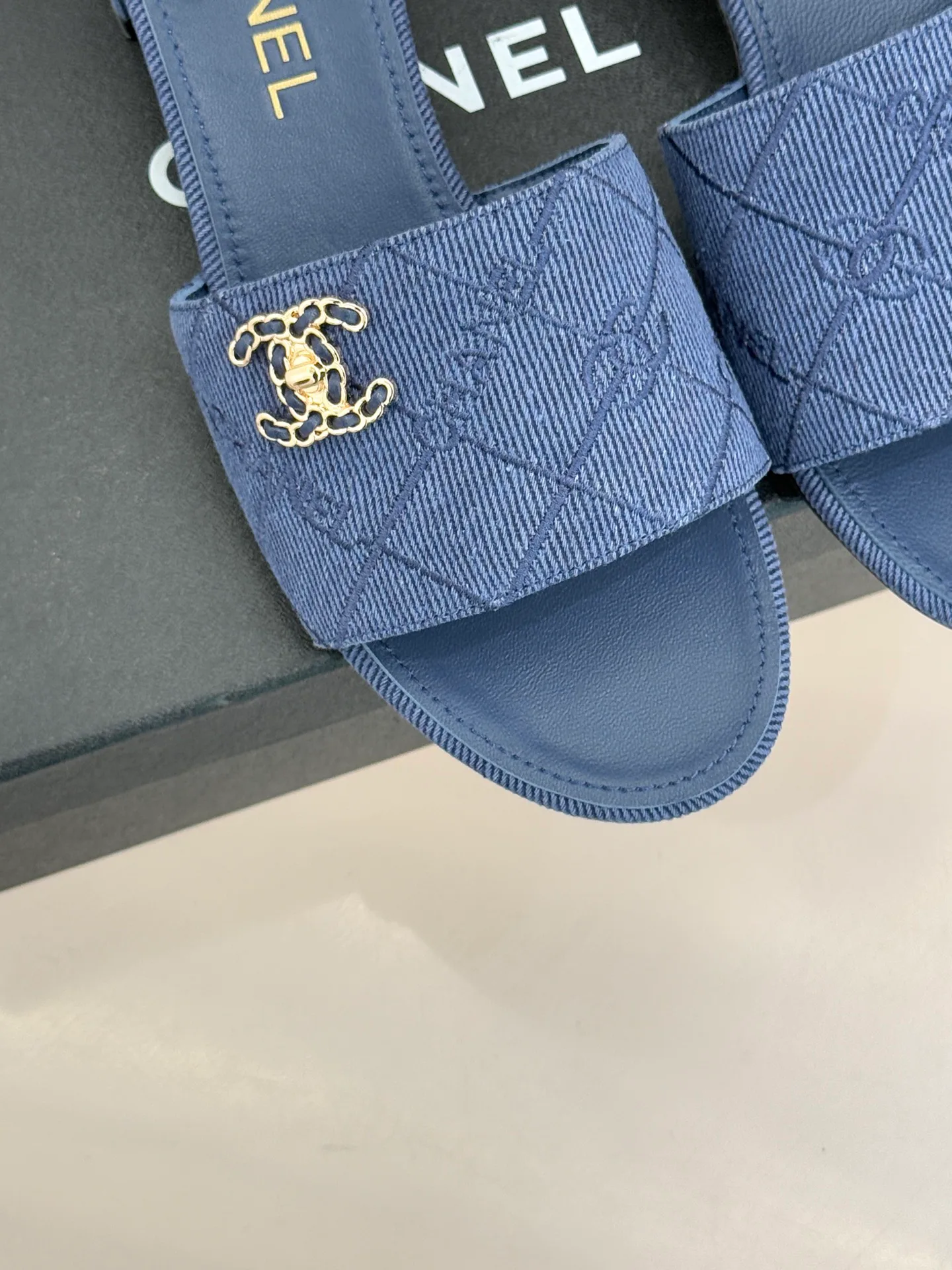 Босоножки Женские Chanel 9499364