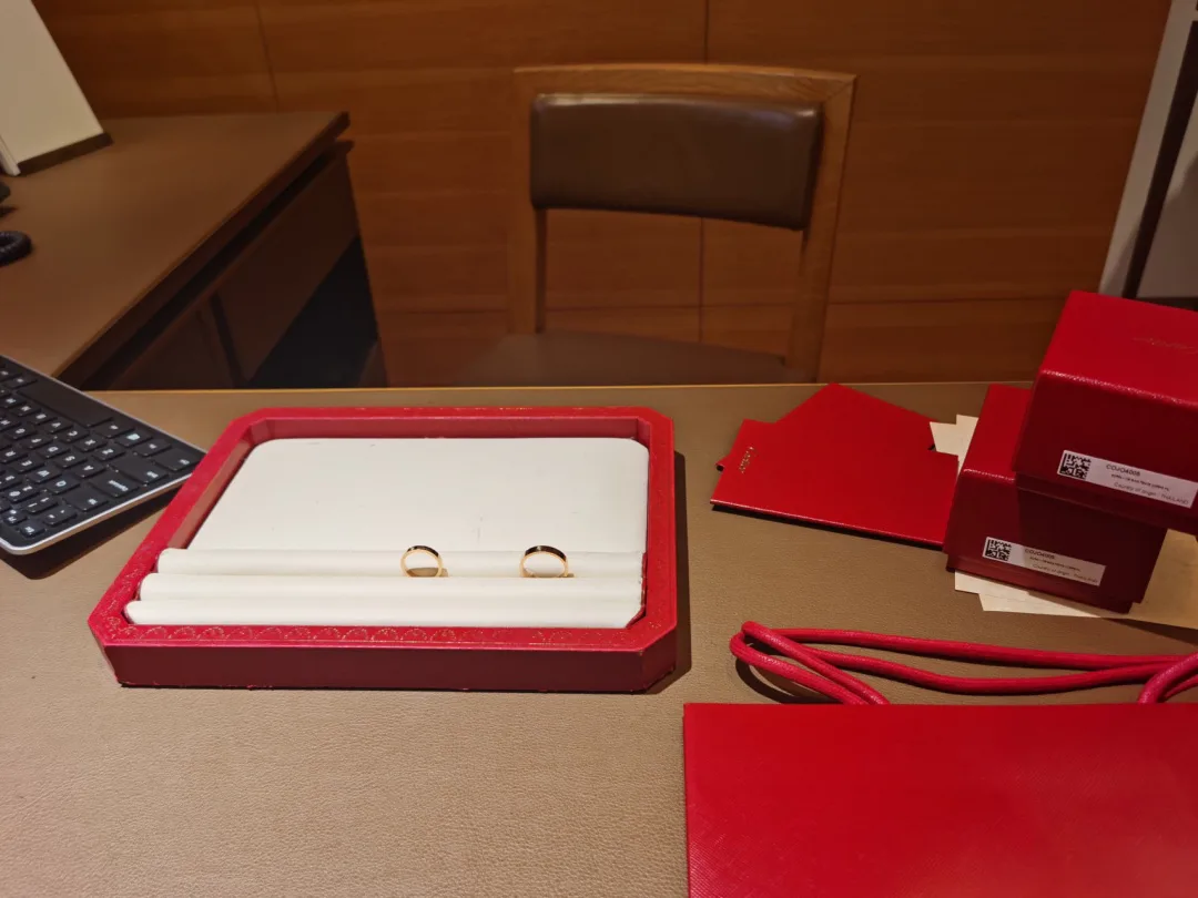 Бижутерия Cartier 4333