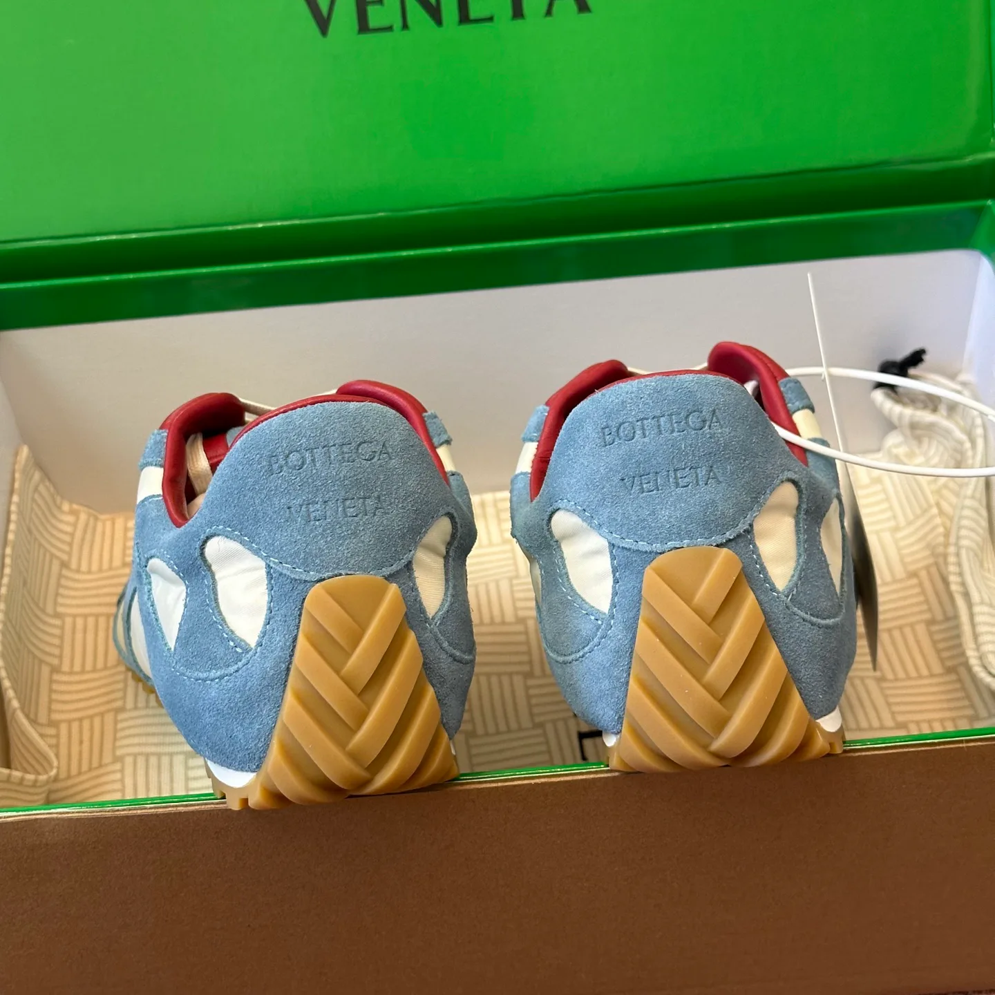 Кроссовки Женские Bottega Veneta 265621