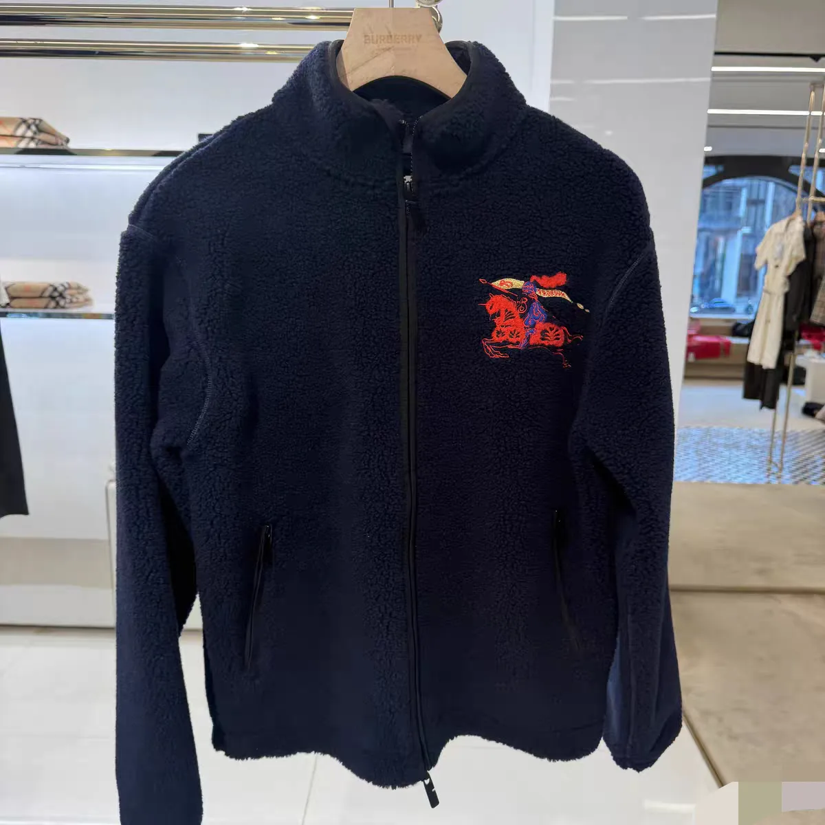 Куртки И Пуховики Мужские Burberry 5058011