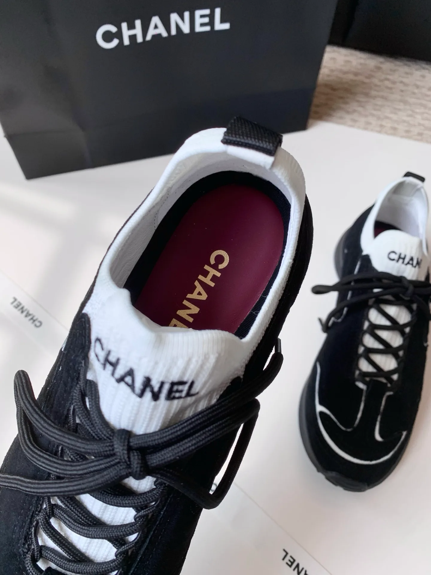 Кроссовки Женские Chanel 17990423