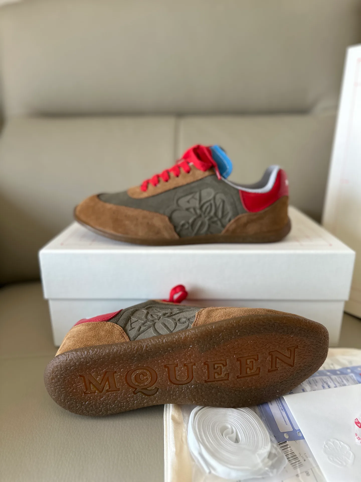 Кроссовки Женские Alexander Mcqueen 18616778
