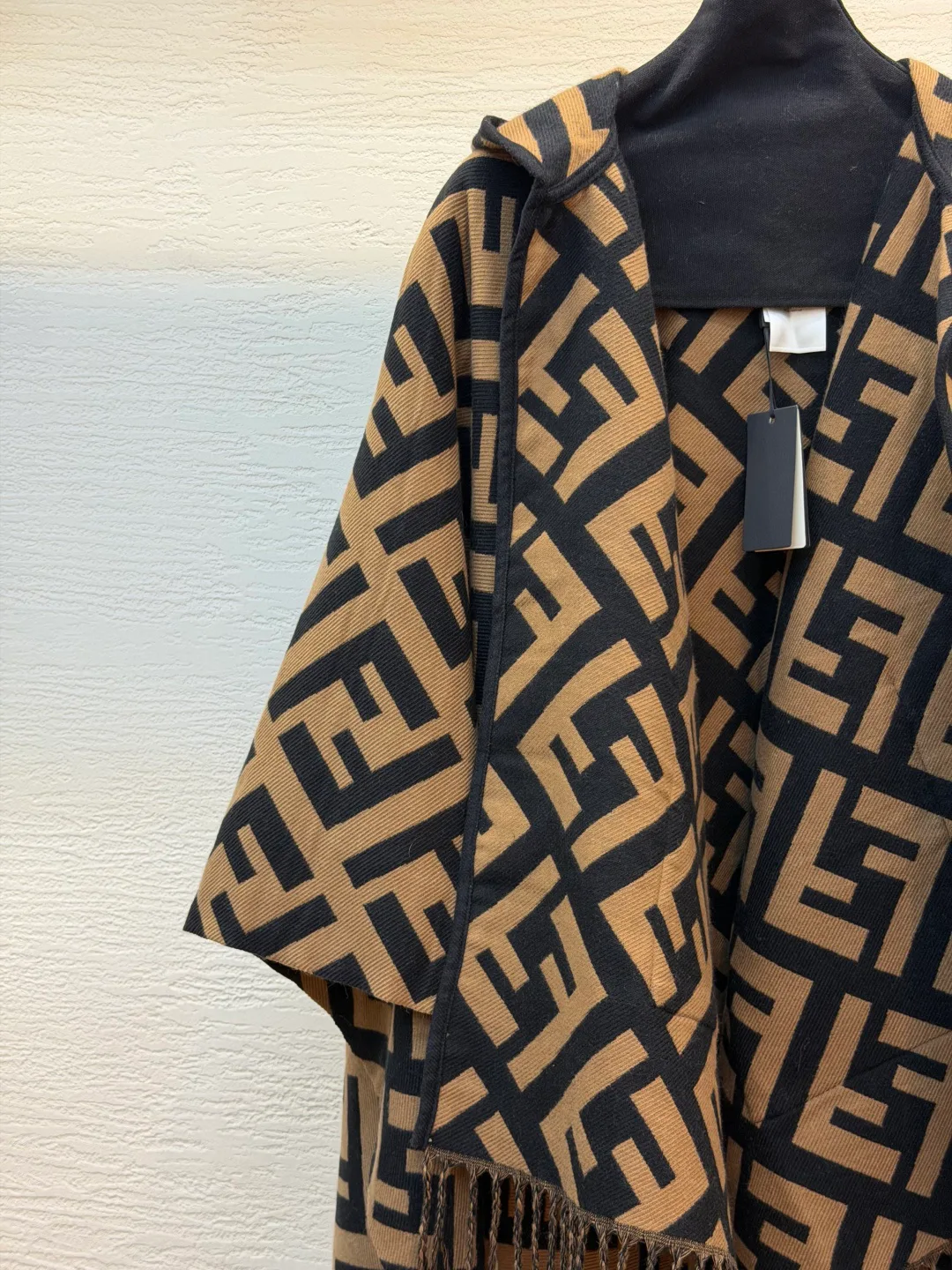 Пальто Женские Fendi 19038459