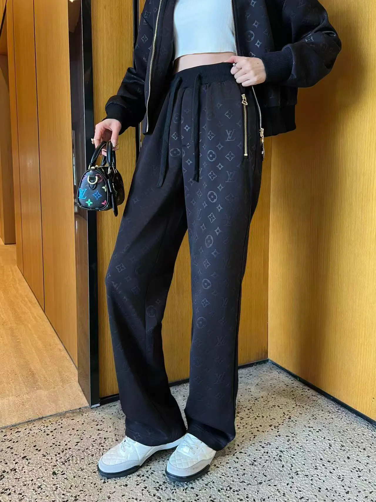 Костюмы Женские Louis Vuitton 10857652