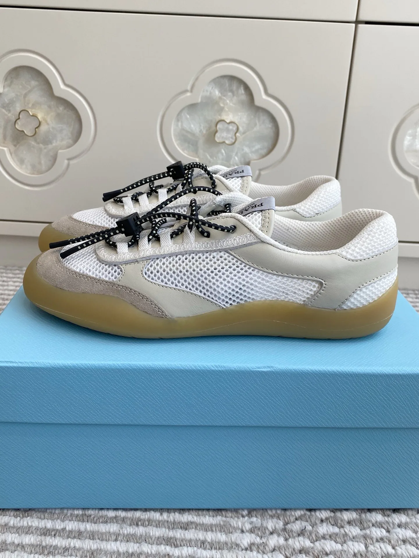 Кроссовки Женские Prada 13239507