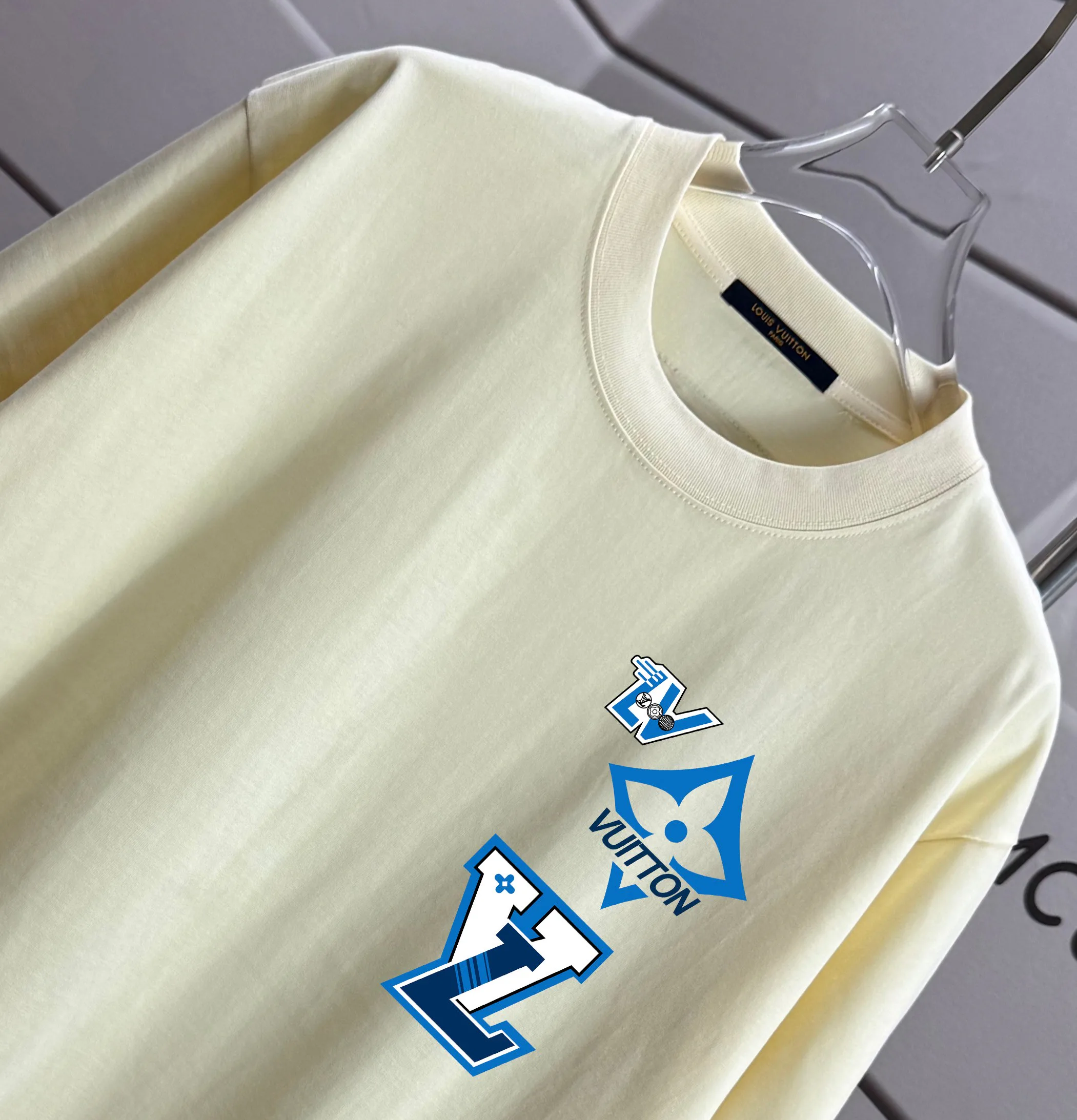 Футболки Женские Louis Vuitton 889896