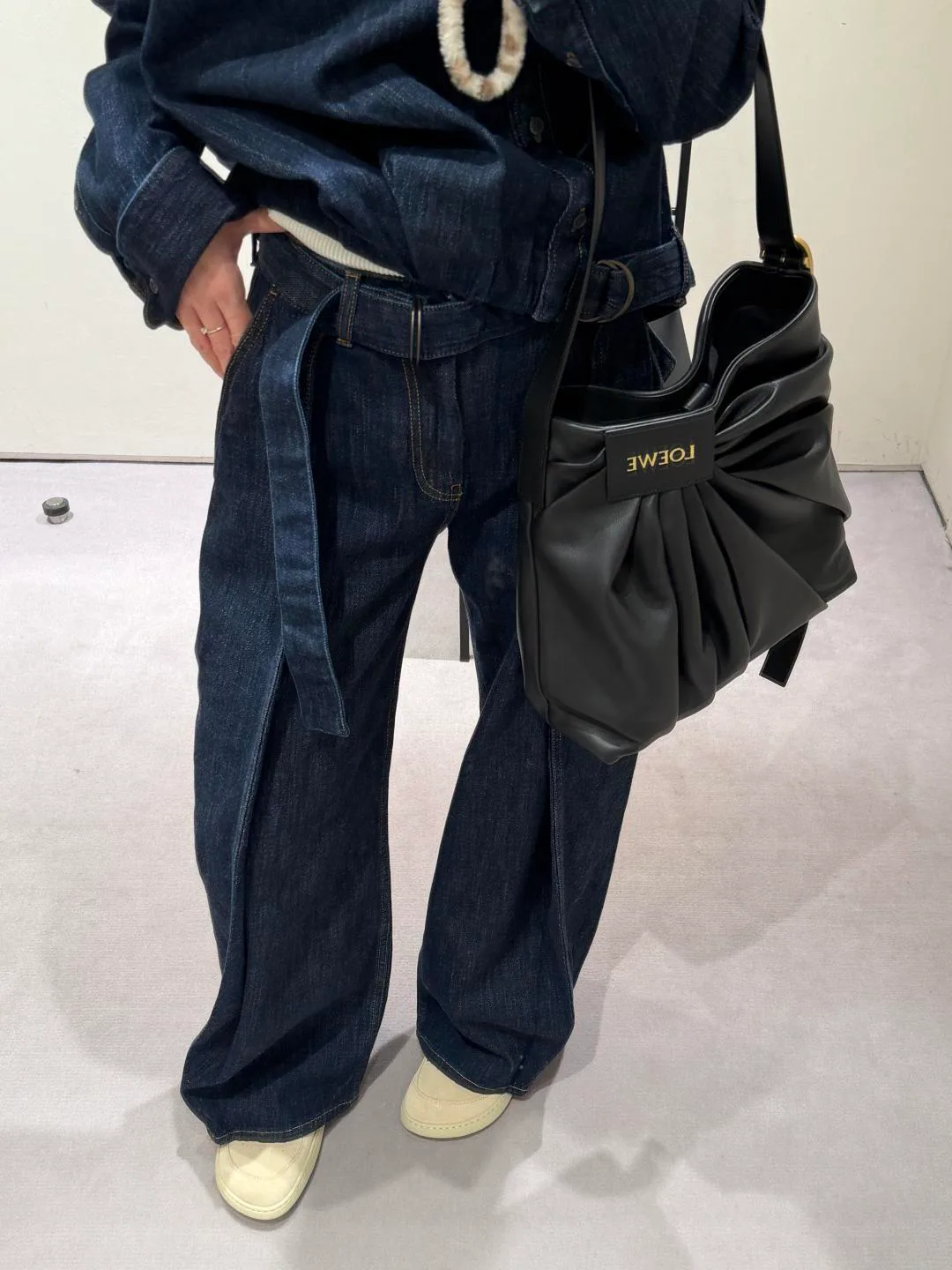 Классические Сумки Женские Loewe 11513591