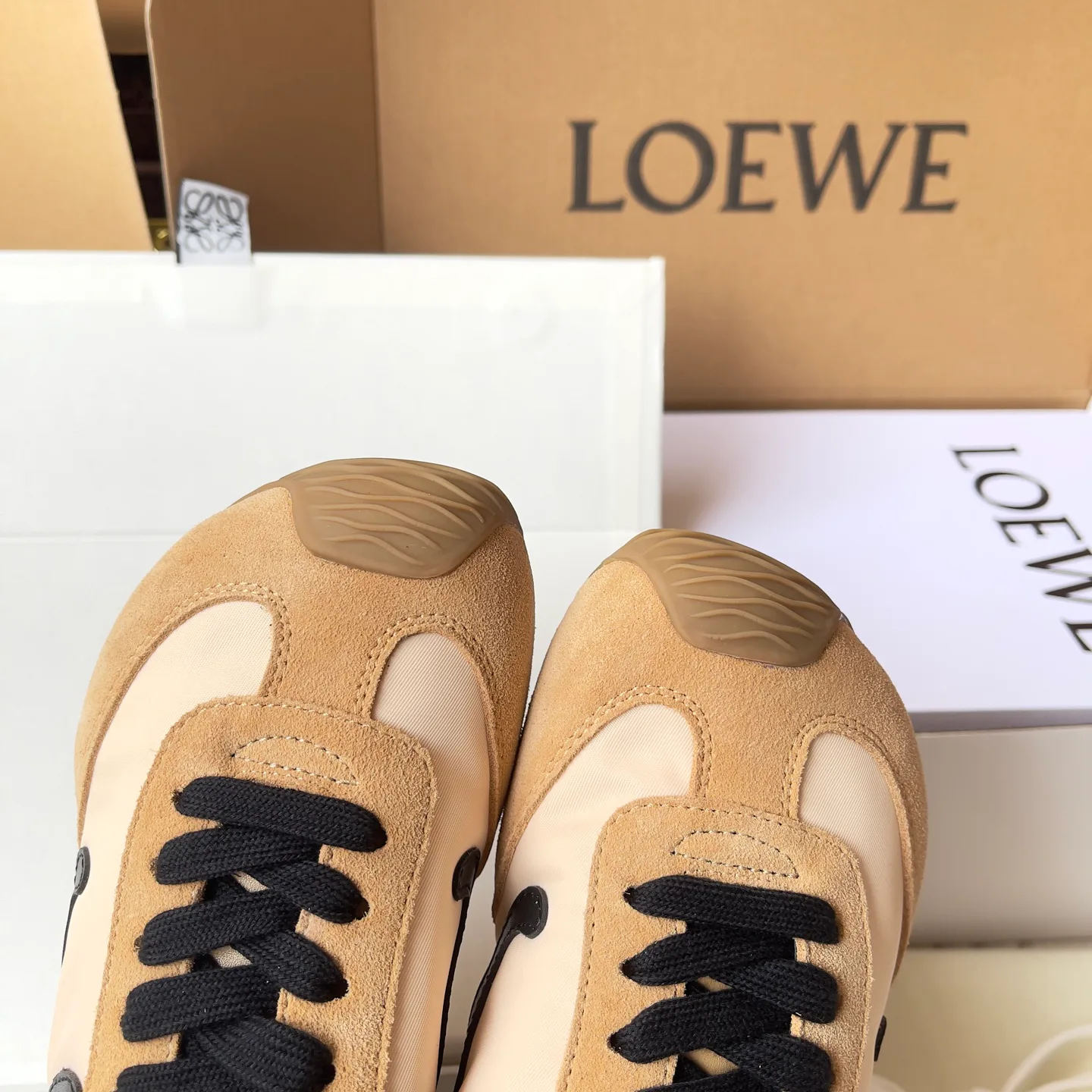 Кроссовки Женские Loewe 18781780