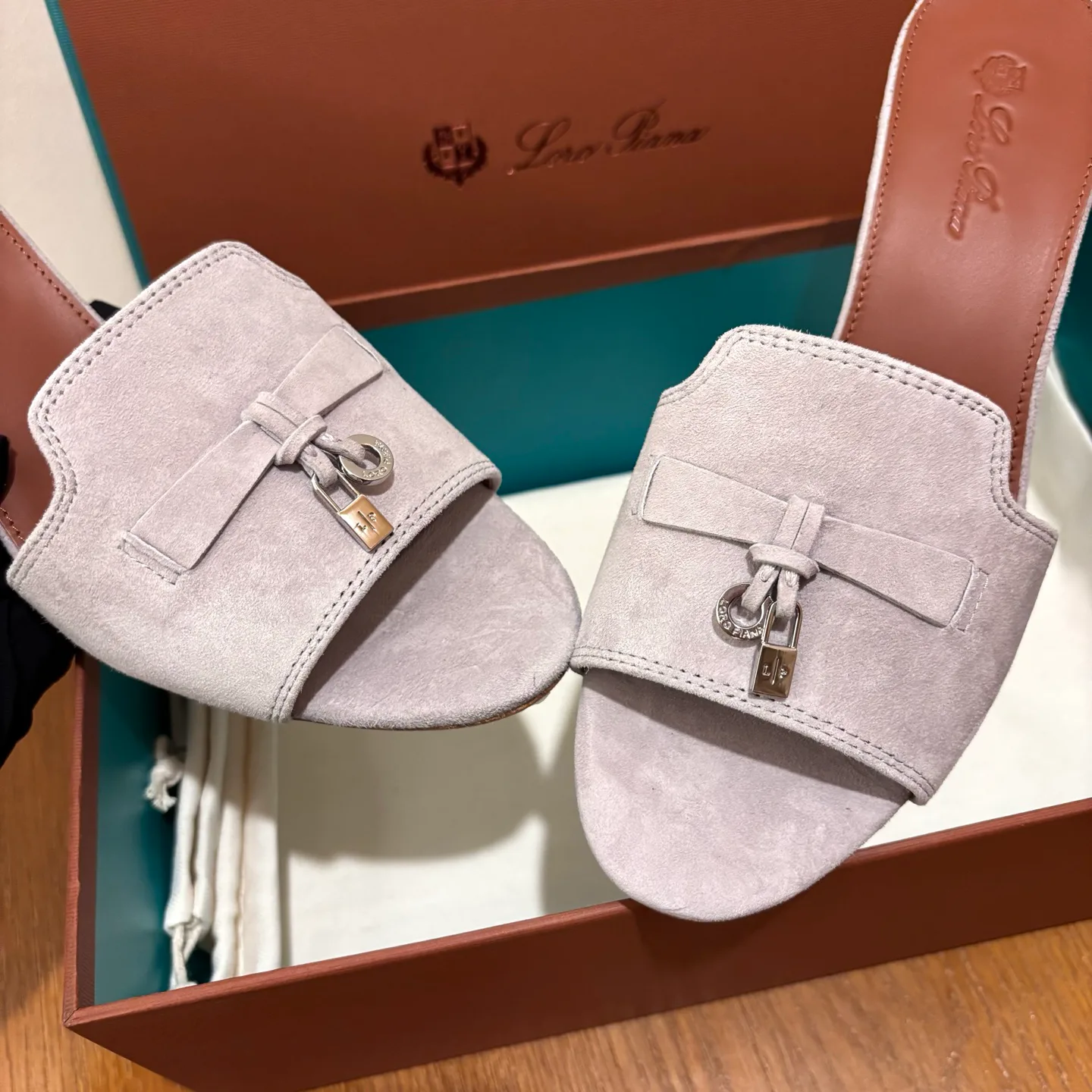 Босоножки Женские Loro Piana 3499315