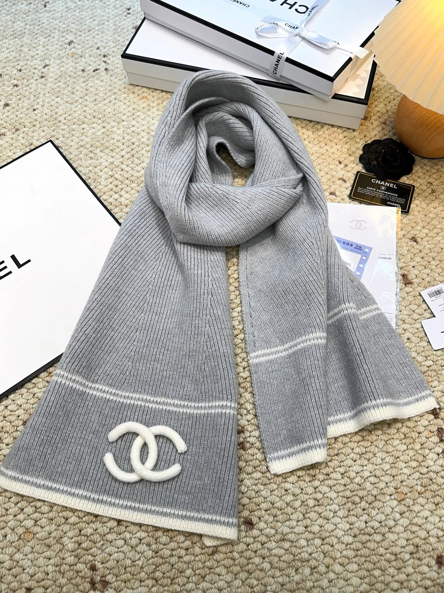Шарфы Chanel 18105414