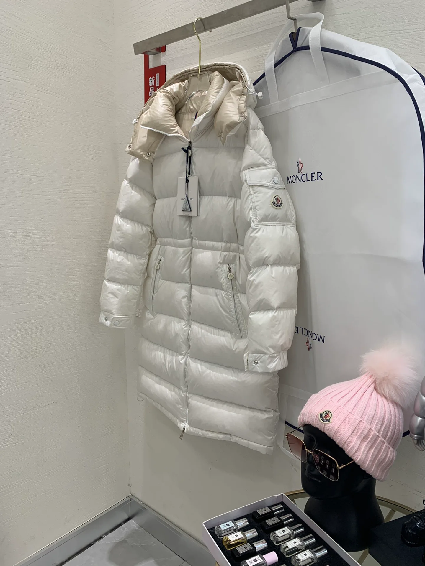 Пуховики Женские Moncler 6133