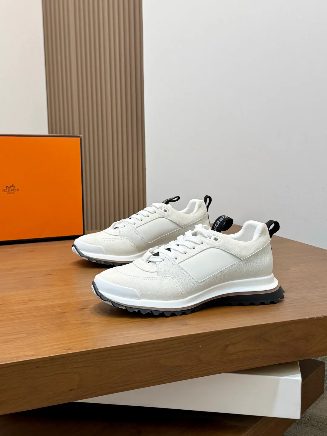 Кроссовки Мужские Hermes 18055243