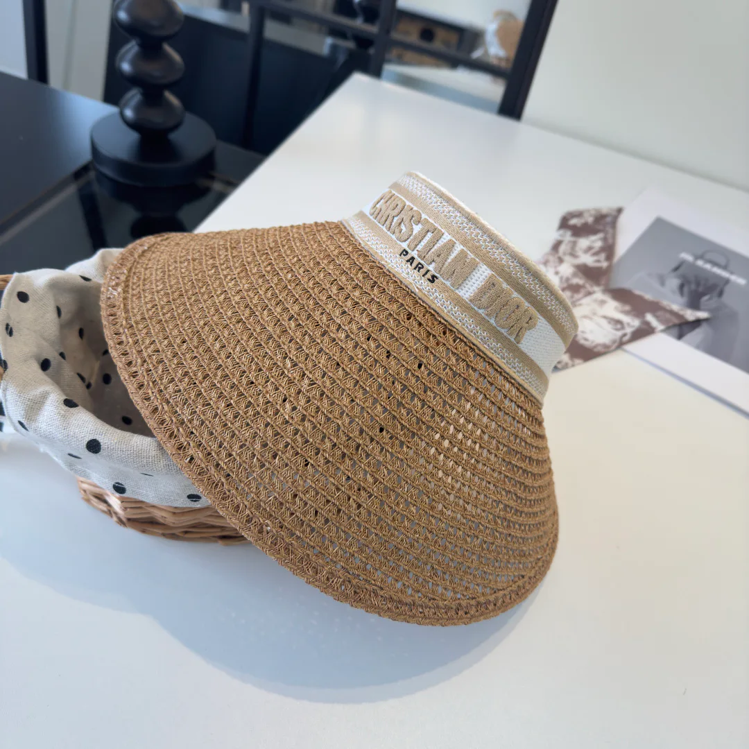 Головные Уборы Christian Dior 11633258