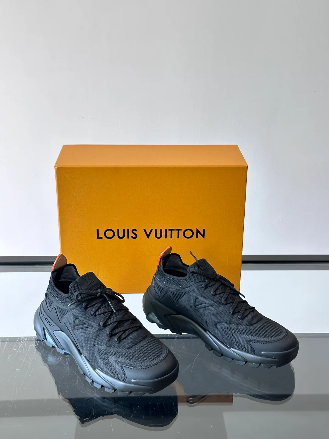 Кроссовки Женские Louis Vuitton 105788