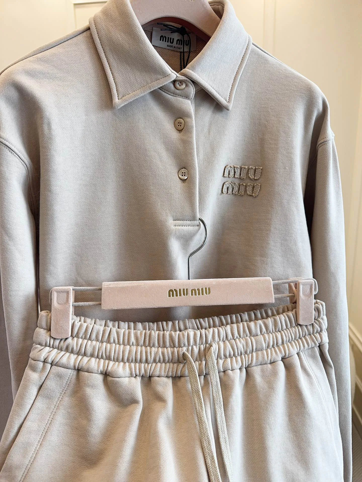 Шорты Женские Miu Miu 19107