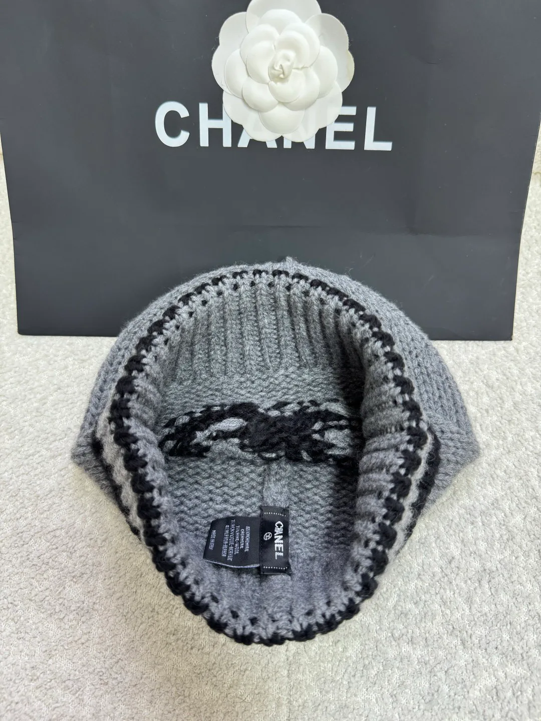 Головные Уборы Chanel 17733596
