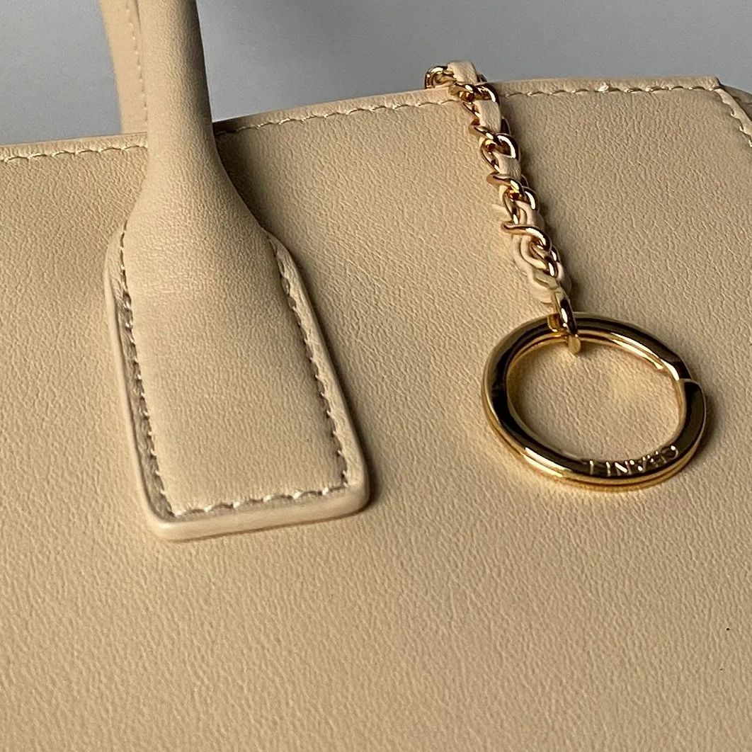 Классические Сумки Женские Chanel 18207820