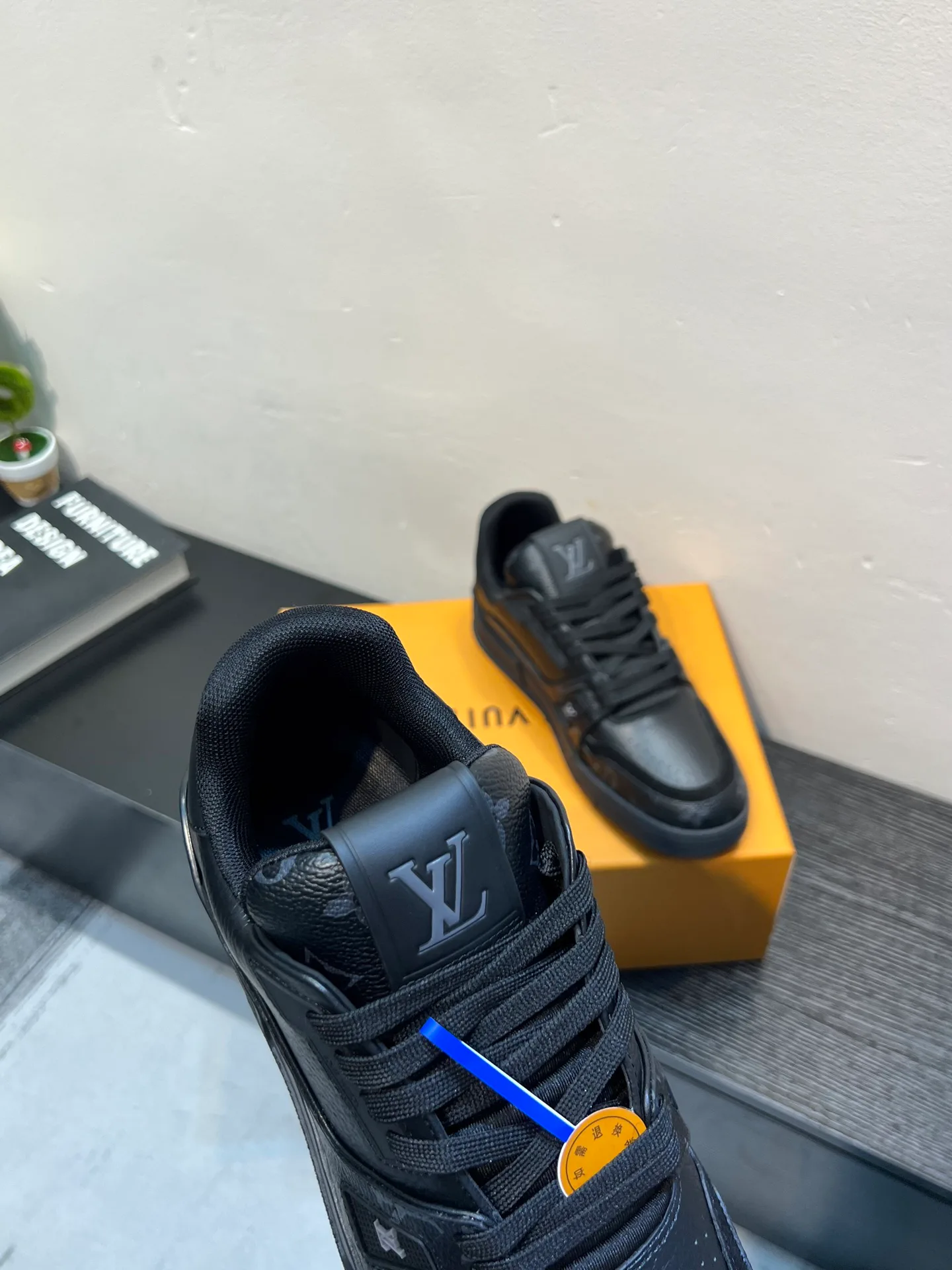 Кроссовки Женские Louis Vuitton 4541299