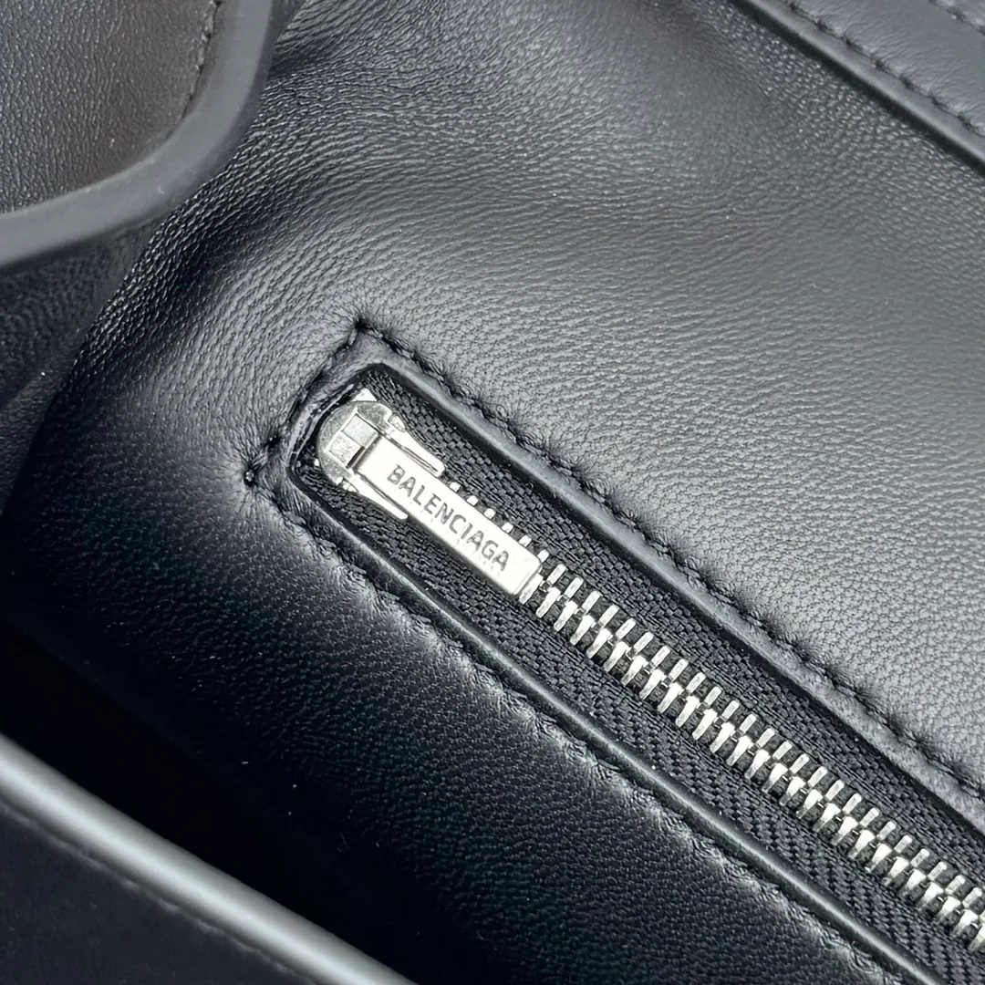 Классические Сумки Женские Balenciaga 11524779