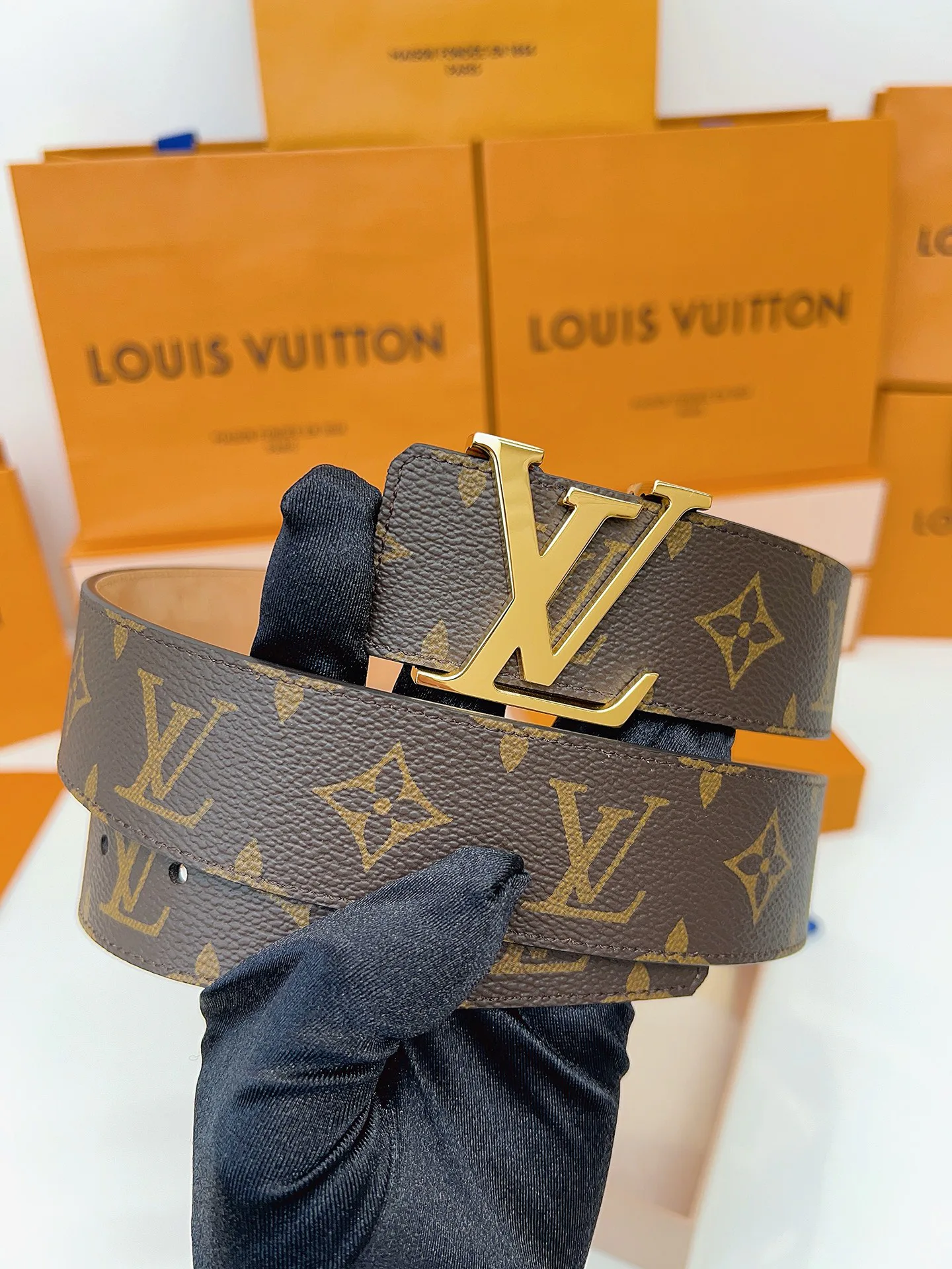 Ремни Louis Vuitton 832148