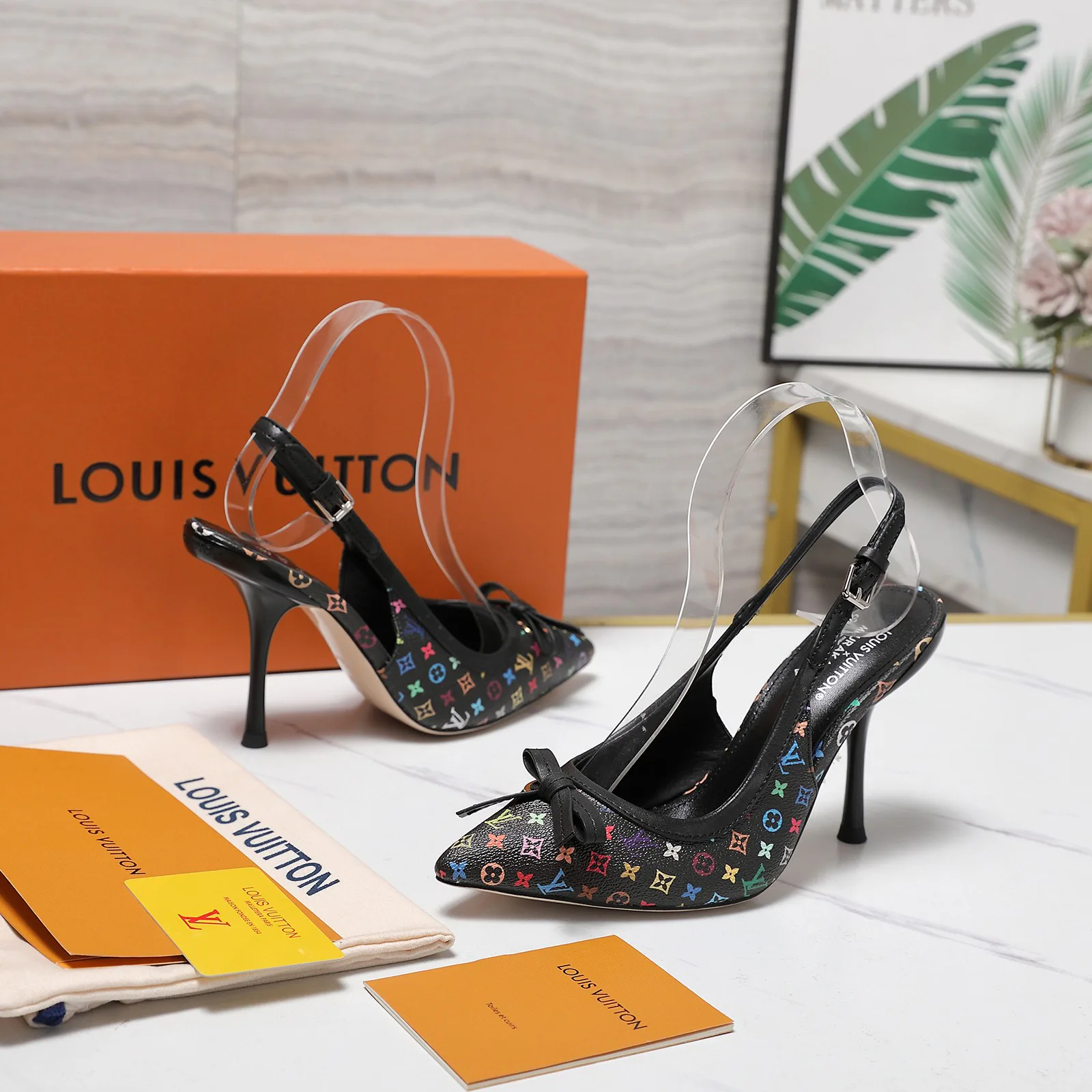 Туфли Женские Louis Vuitton 10250853