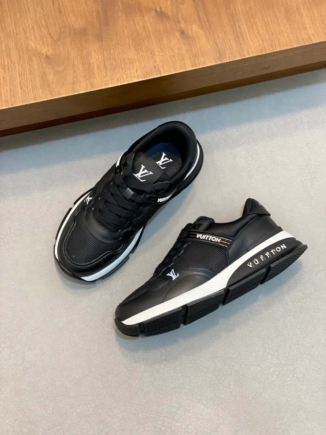 Кроссовки Мужские Louis Vuitton 97912