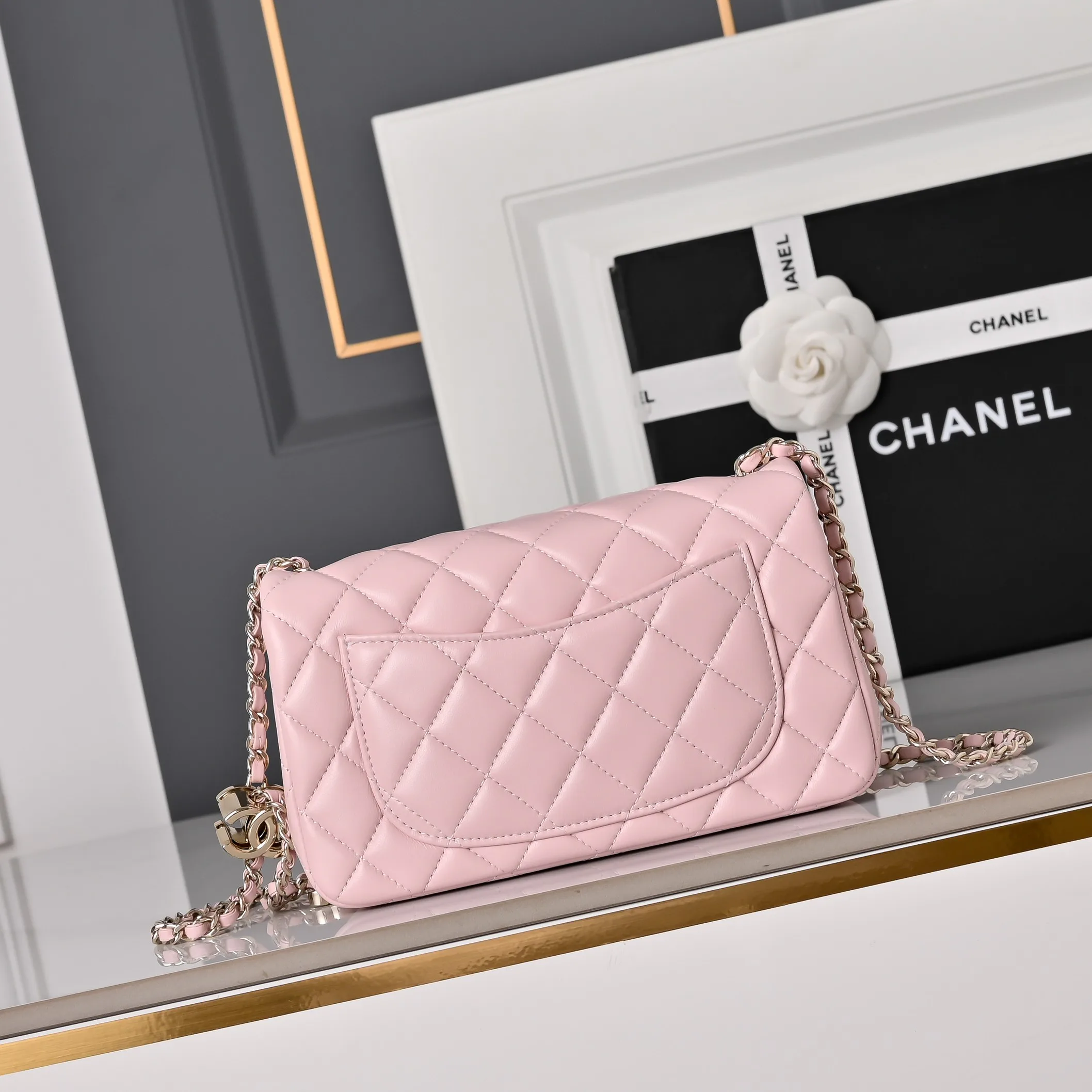 Классические Сумки Женские Chanel 18207681
