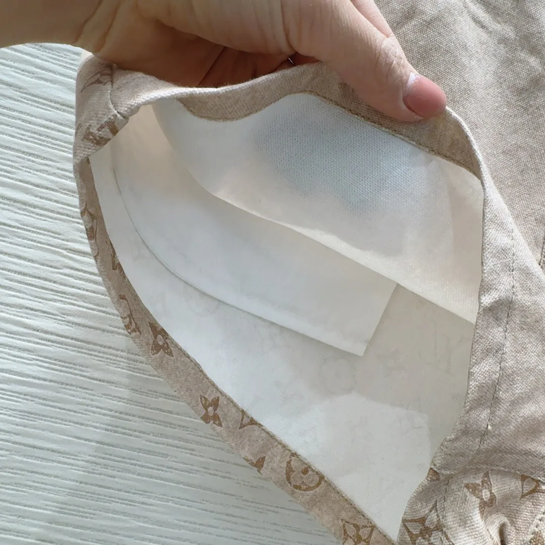 Шорты Женские Louis Vuitton 8579