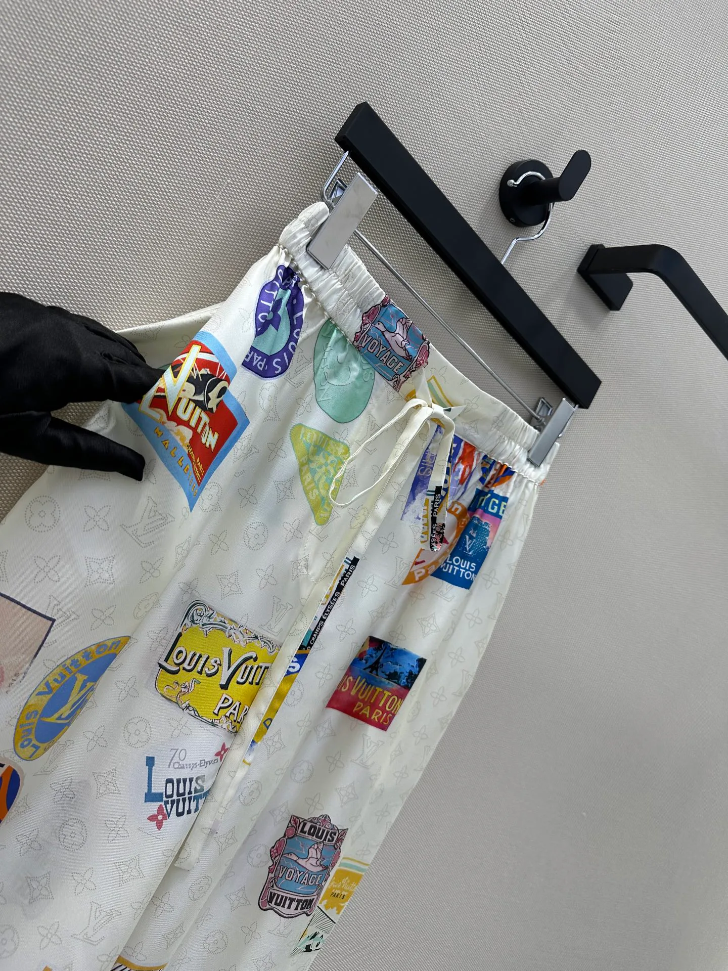 Брюки Женские Louis Vuitton 952188