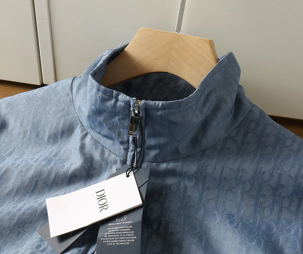 Куртки И Пуховики Женские Christian Dior 2998684