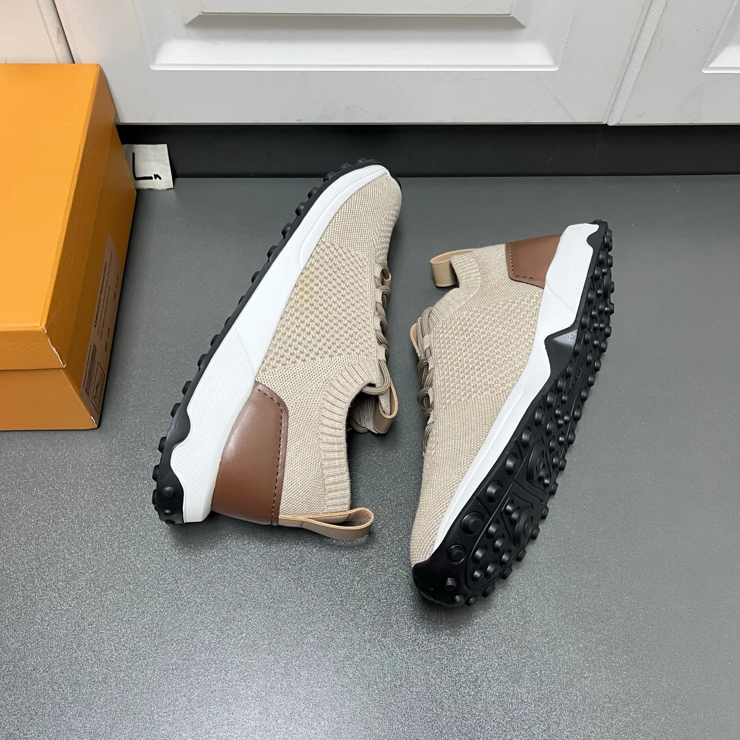 Кроссовки Мужские Tod's 18500213