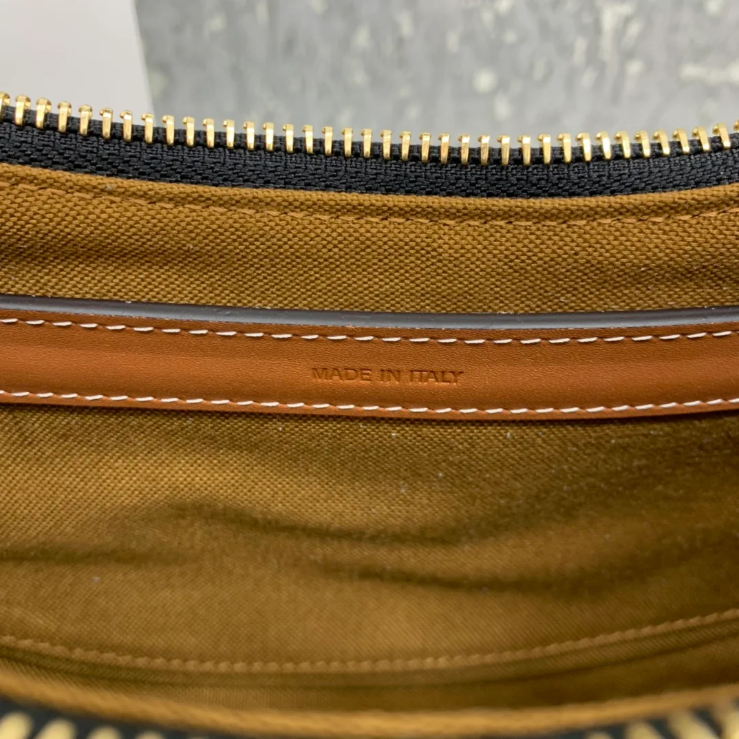 Классические Сумки Женские Celine 12604650