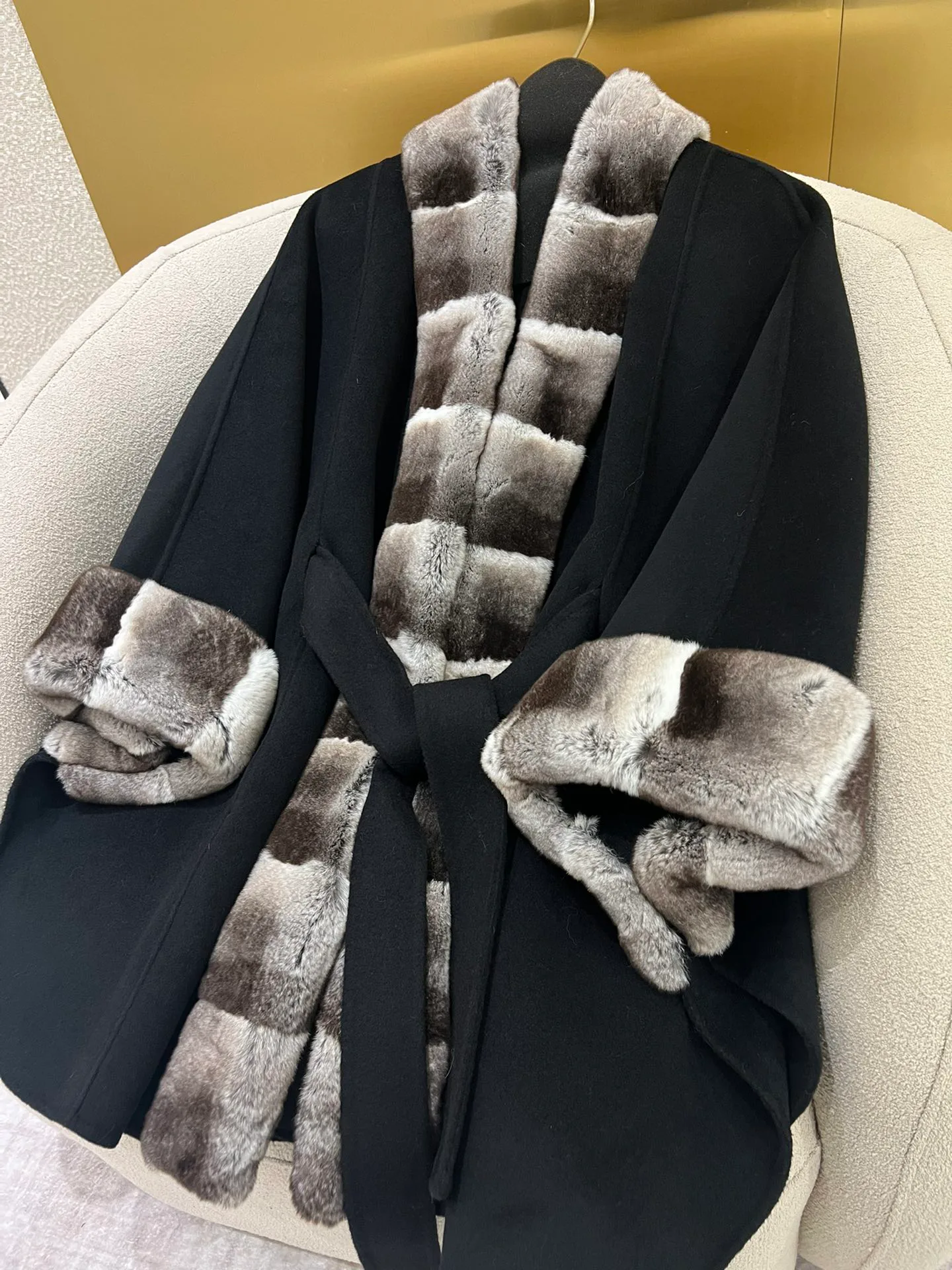 Пальто Женские Loro Piana 19078710