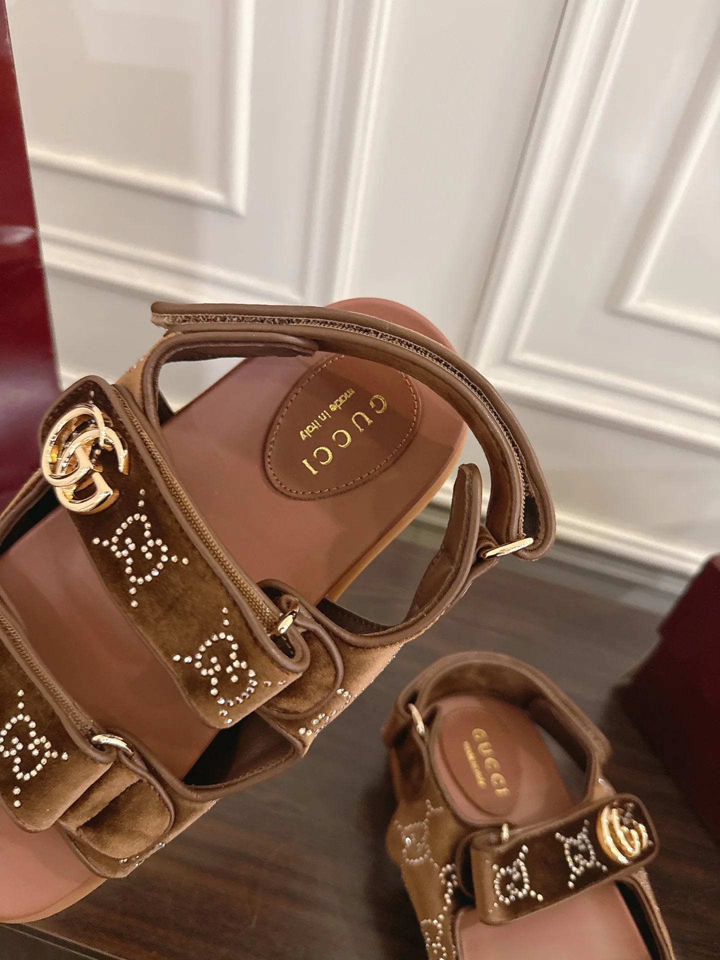 Сандалии Женские Gucci 13540609