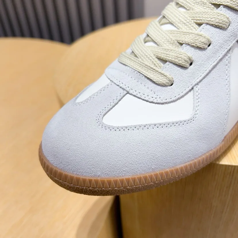 Кроссовки Женские Maison Margiela 17286705