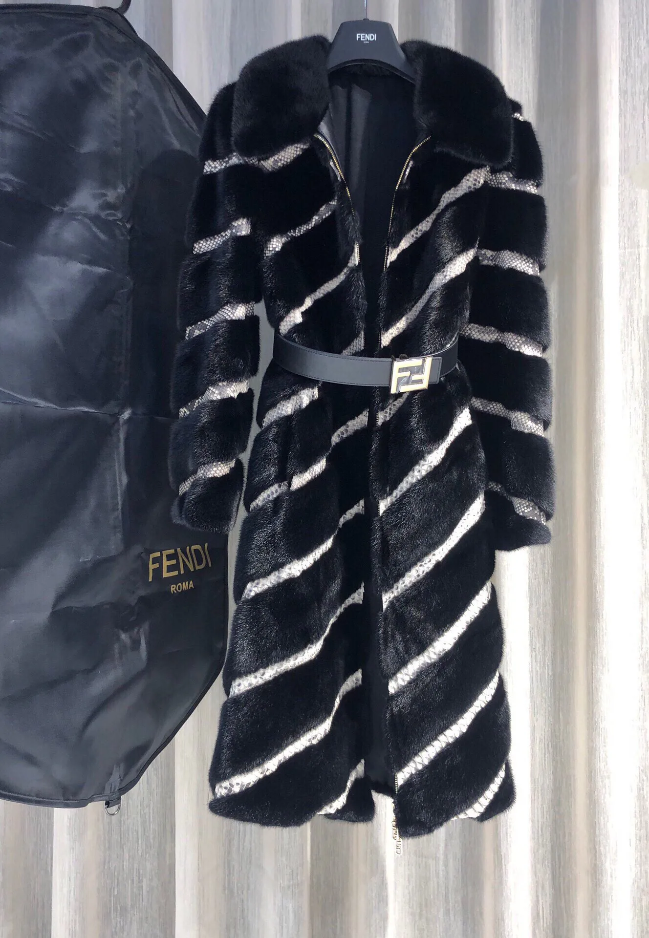 Шубы Женские Fendi 1065876