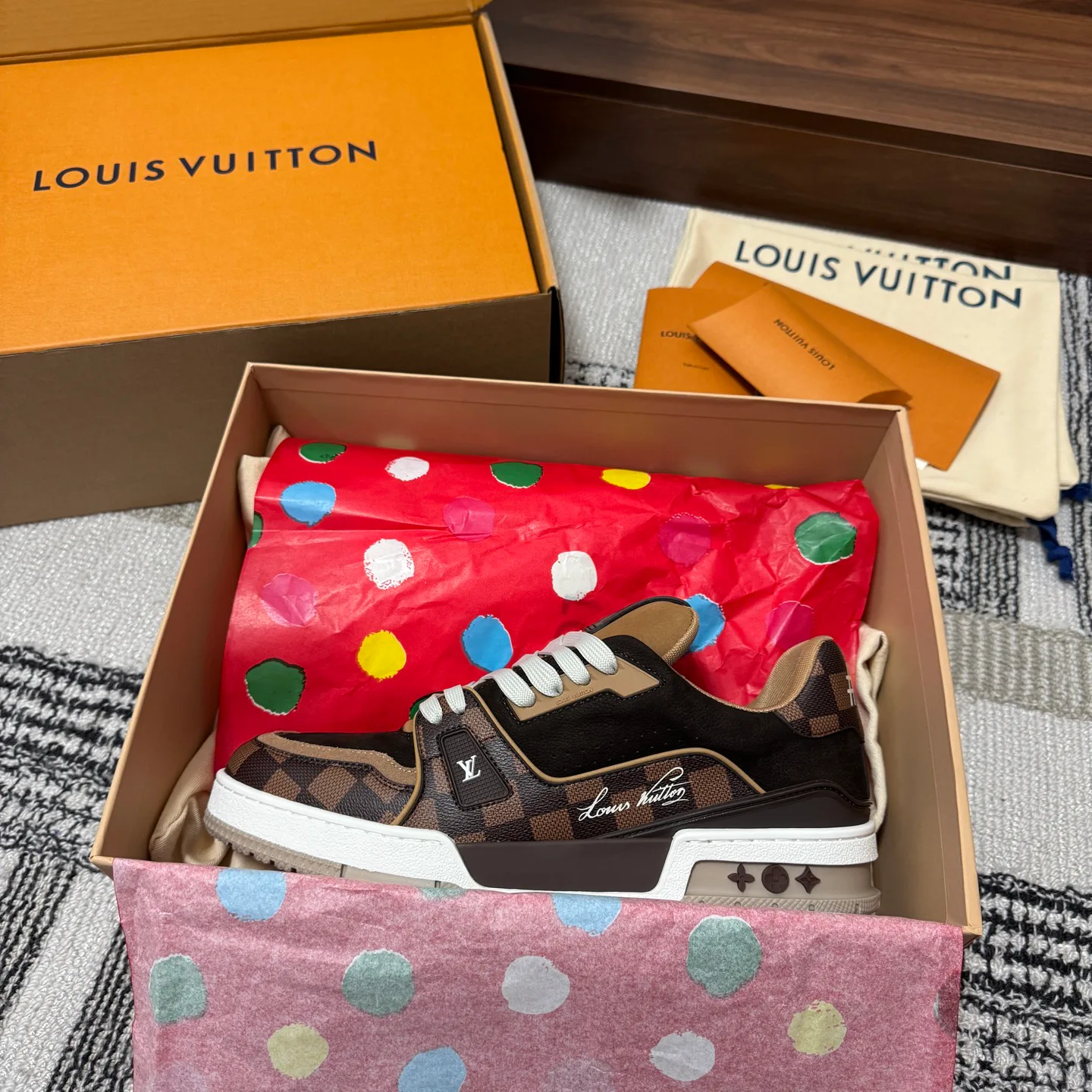 Кроссовки Женские Louis Vuitton 1546846