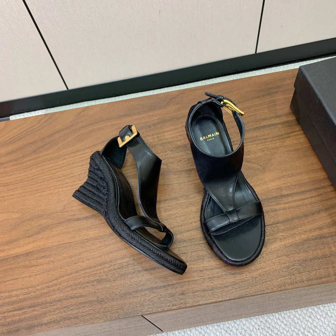 Босоножки Женские Balmain 11886647