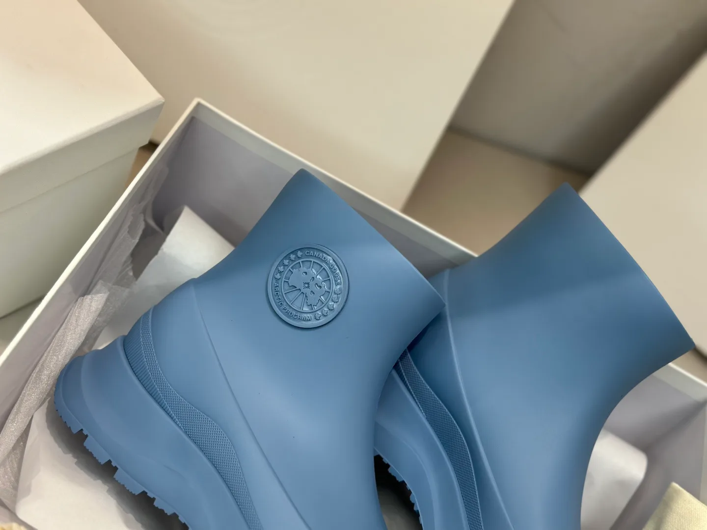 Сапоги Женские Canada Goose 11204356
