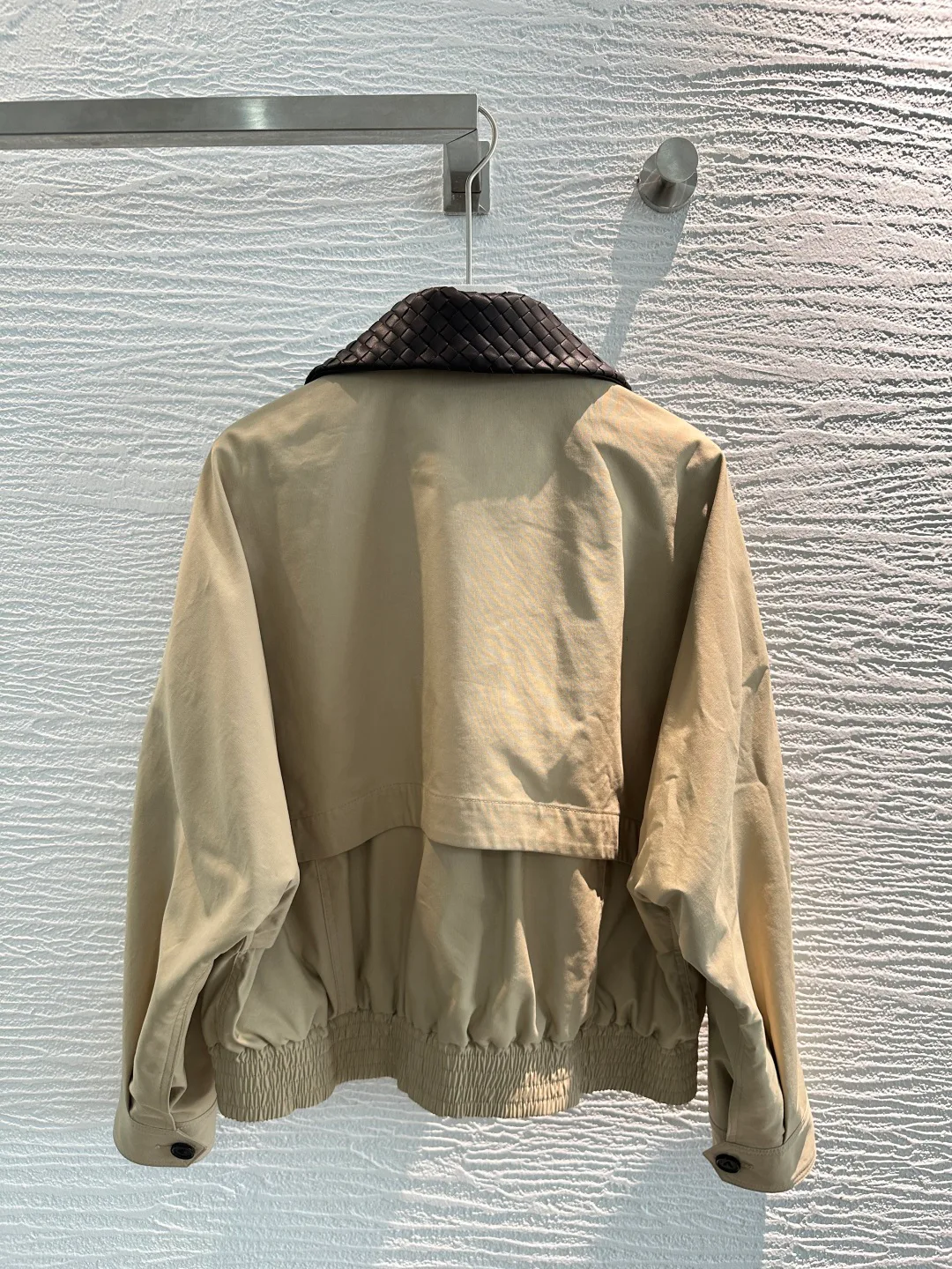 Куртки И Пуховики Женские Bottega Veneta 17474181