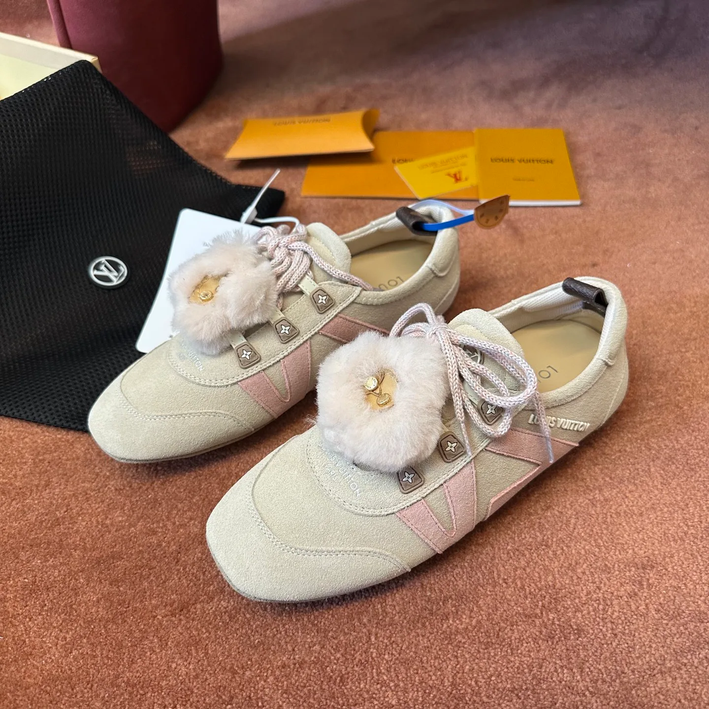 Кроссовки Женские Louis Vuitton 898800