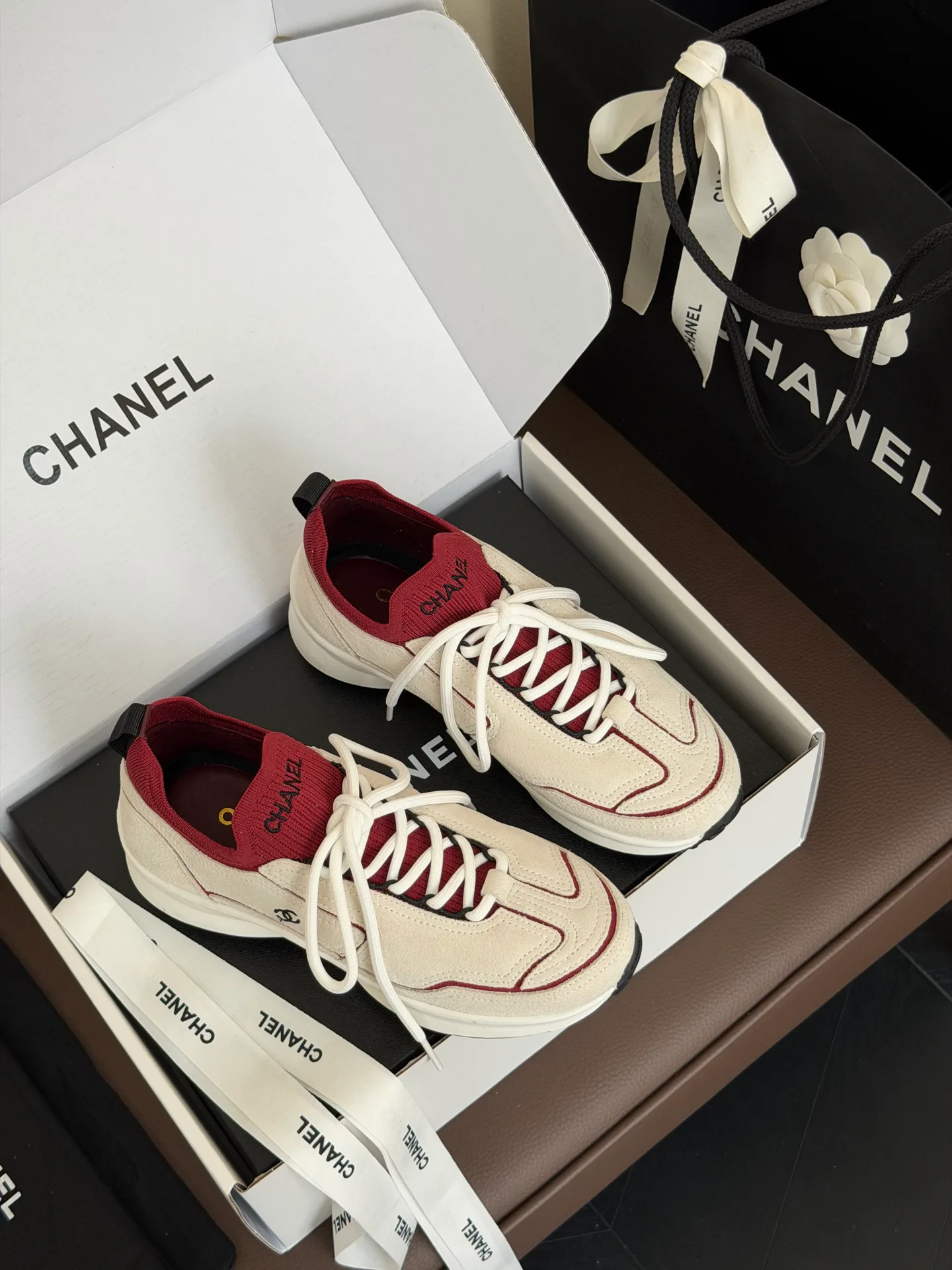 Кроссовки Женские Chanel 18073585