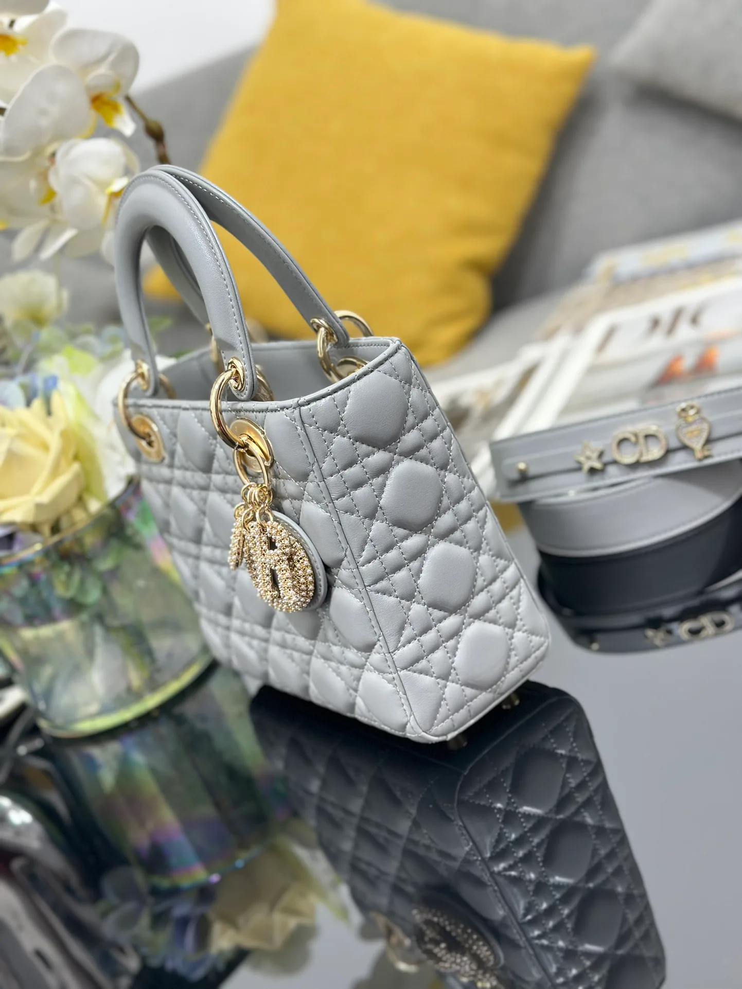 Классические Сумки Женские Christian Dior 11412574