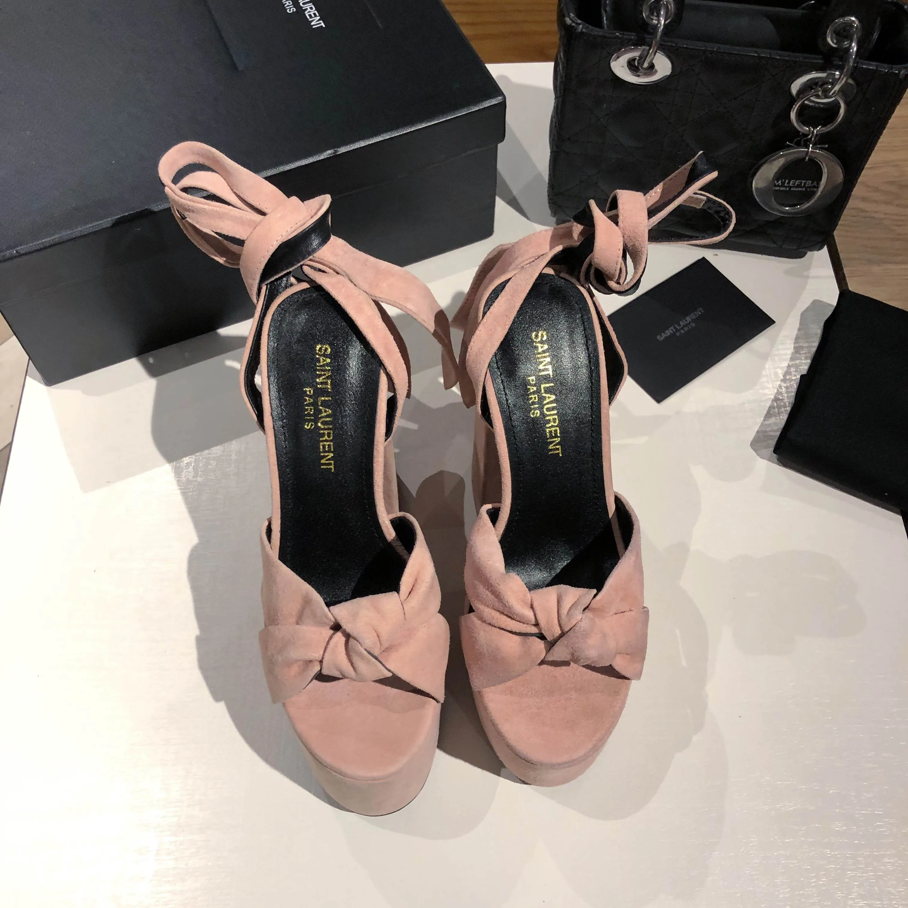 Босоножки Женские Saint Laurent 11220446