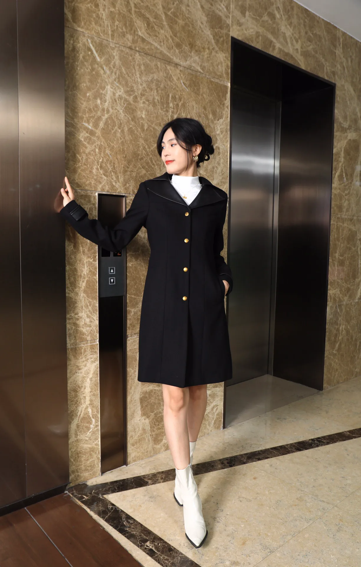 Пальто Женские Louis Vuitton 630605