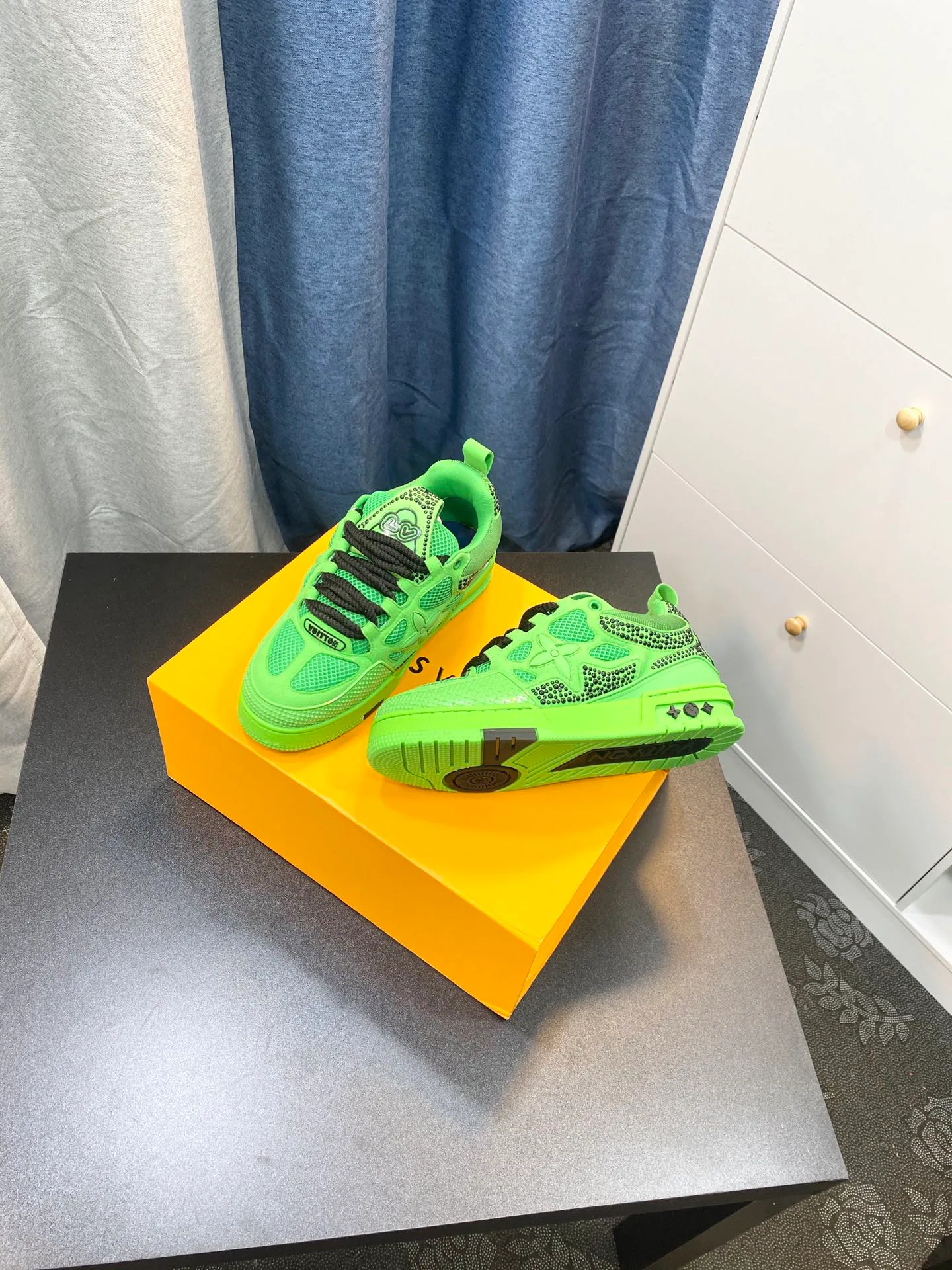 Кроссовки Женские Louis Vuitton 378047