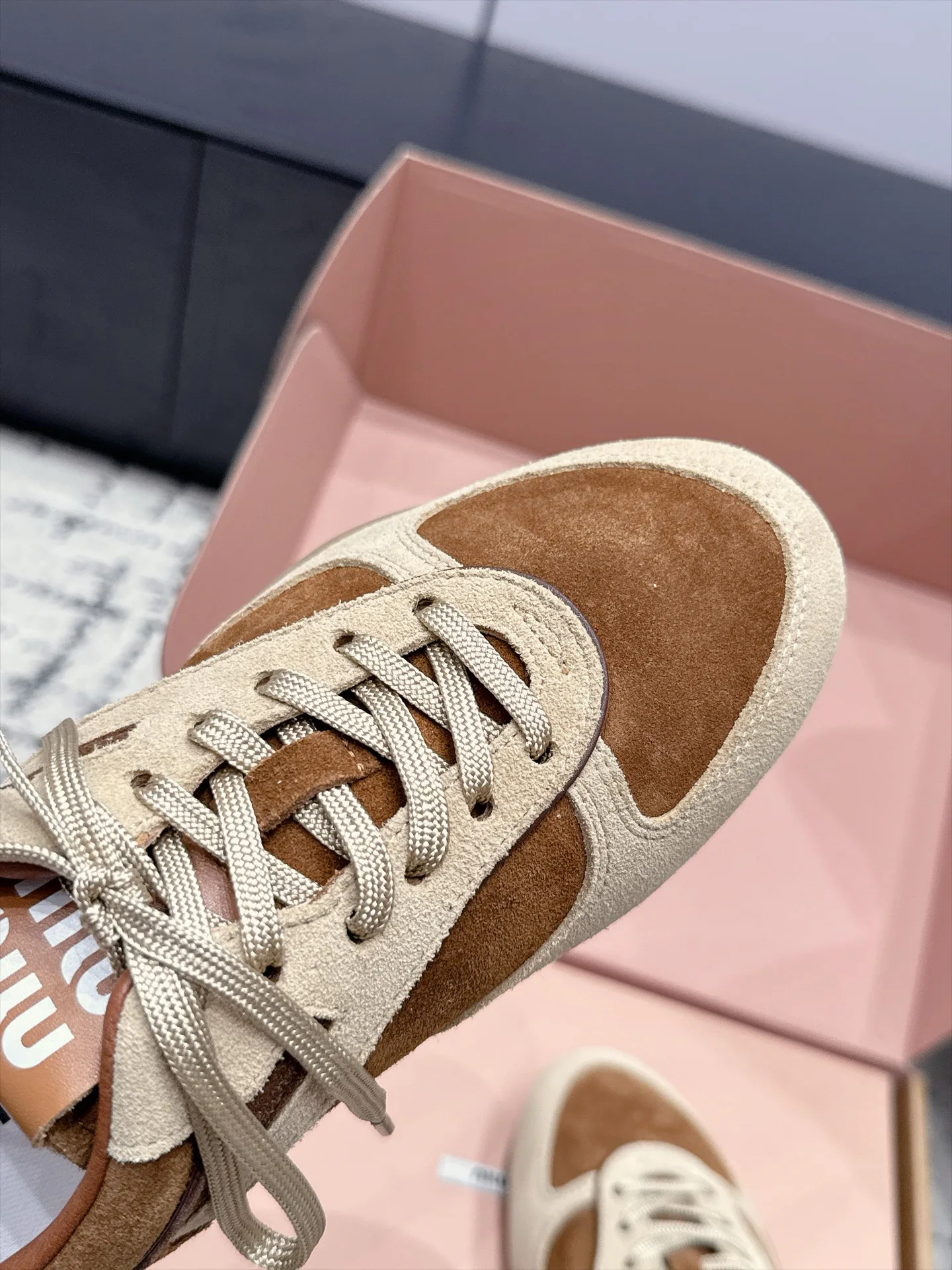 Кроссовки Женские Miu Miu 18133258
